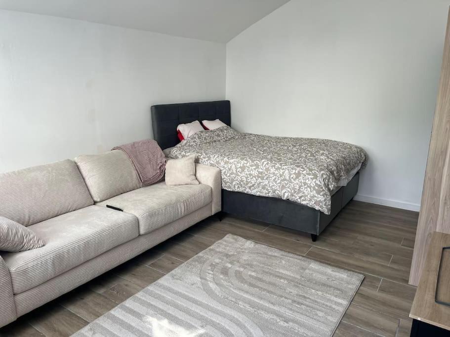 Maisonnette Avec Terrasse Avec Spa Privatif Lutterbach Luaran gambar