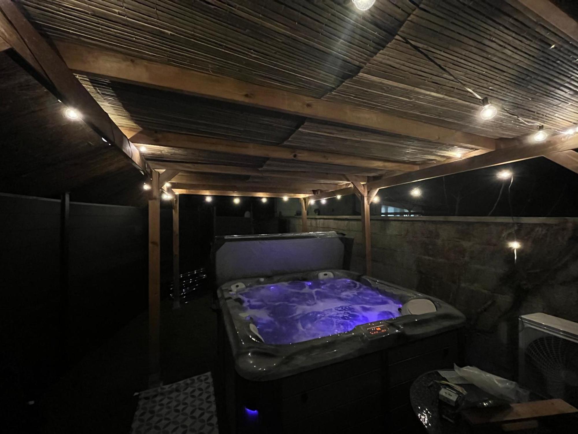Maisonnette Avec Terrasse Avec Spa Privatif Lutterbach Luaran gambar
